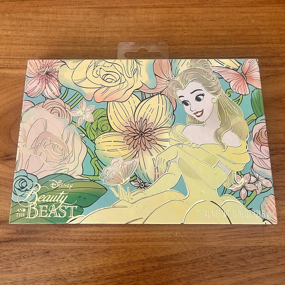 NIB: Disney’s BEAUTY & THE BEAST eyeshadow pallet! So shimmery! Great colors!